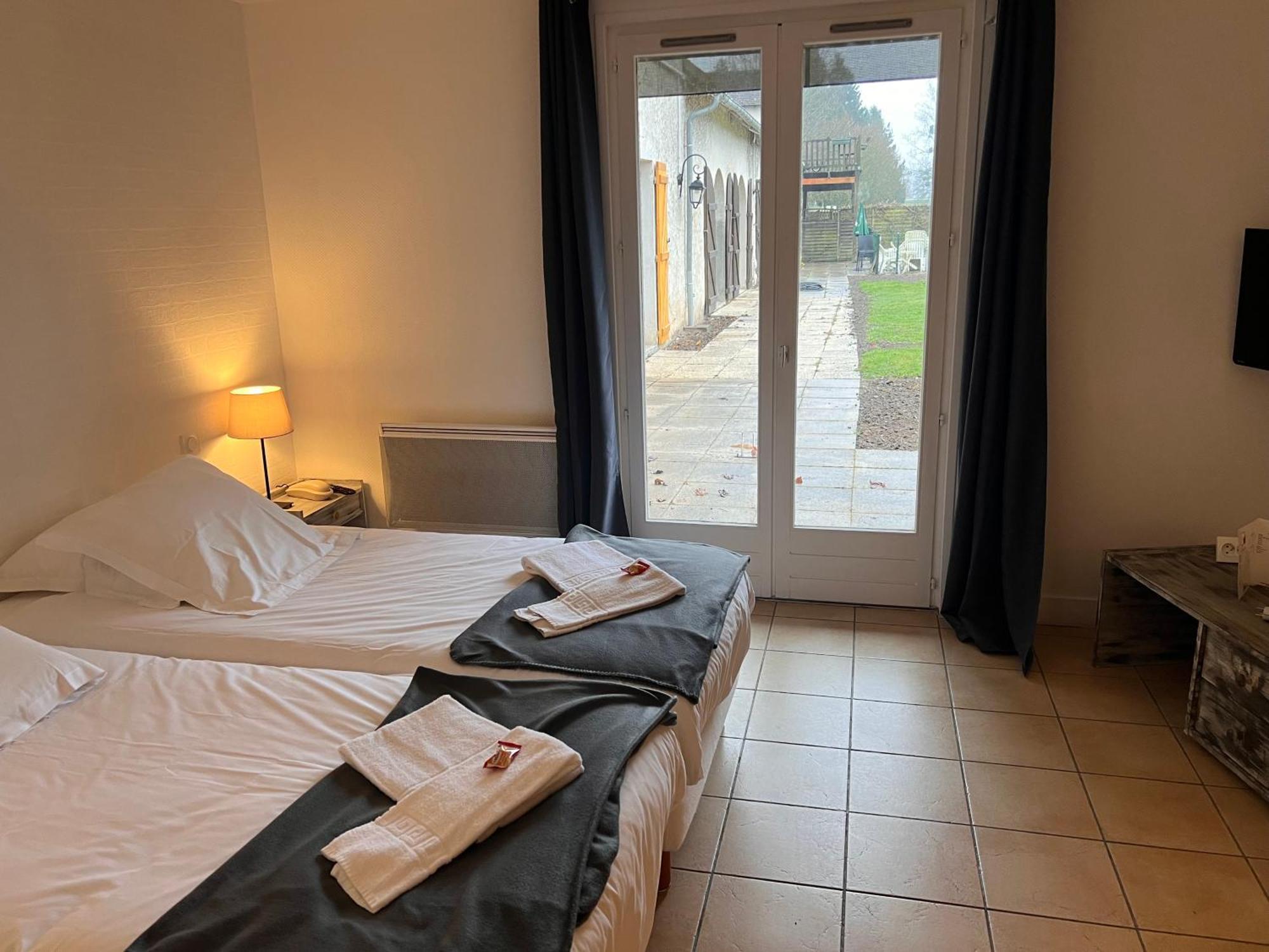Golf Hotel De La Carte Chouzy-sur-Cisse Exterior foto